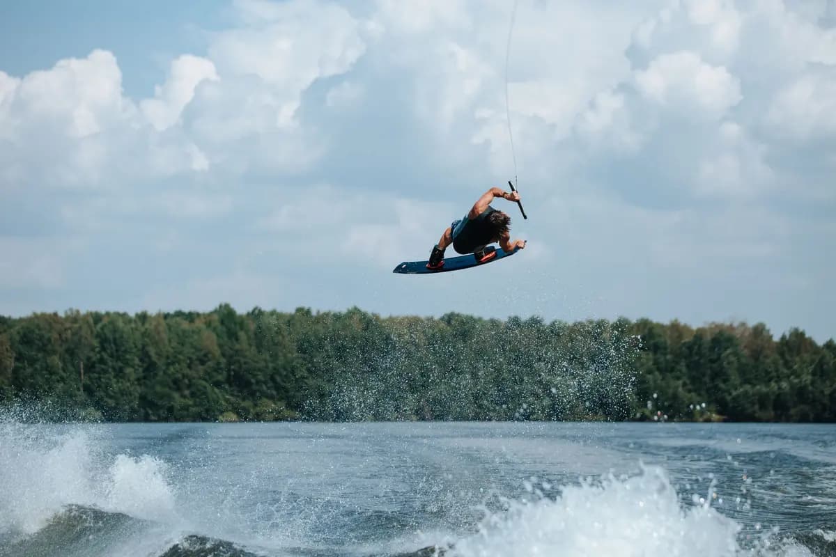 Wakeboard — photo 2 of 3