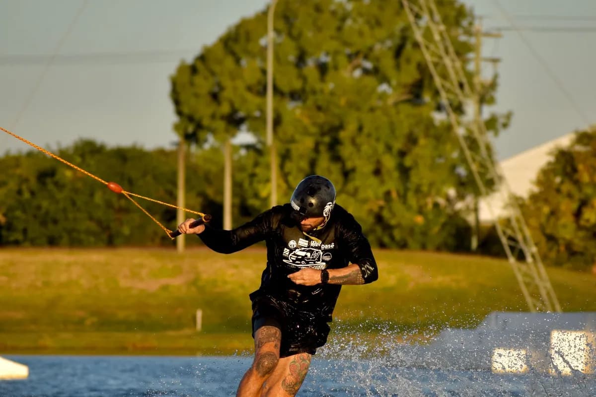 Wakeboard — photo 1 of 3